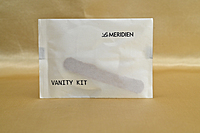 VANITY KIT IN PAPER POUCH